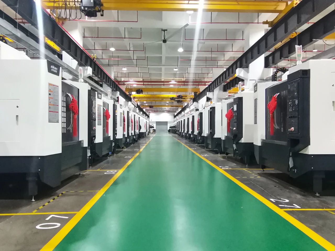 腾博会官网精机车间